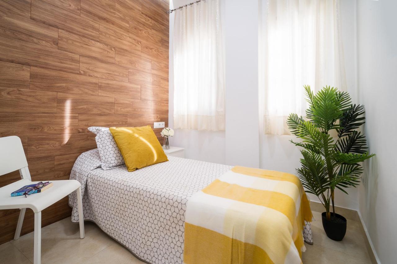 Precioso Apartamento Junto A La Playa 2 フエンヒロラ エクステリア 写真