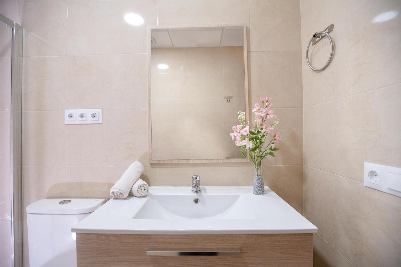 Precioso Apartamento Junto A La Playa 2 フエンヒロラ エクステリア 写真